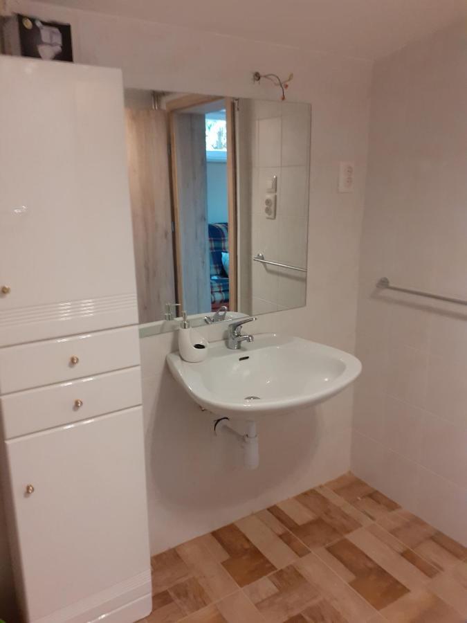 Csilla Apartman Balogunyom Luaran gambar