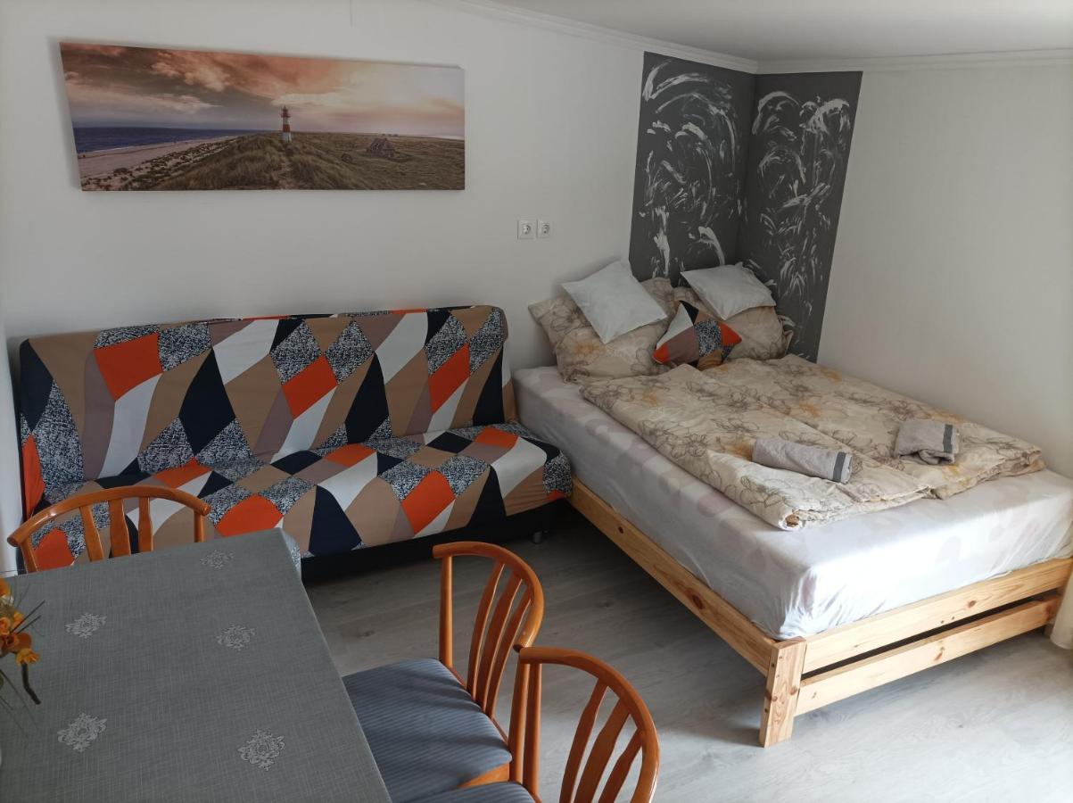 Csilla Apartman Balogunyom Luaran gambar