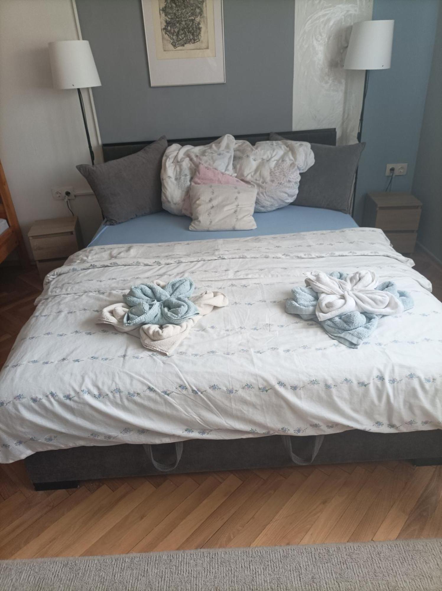 Csilla Apartman Balogunyom Luaran gambar
