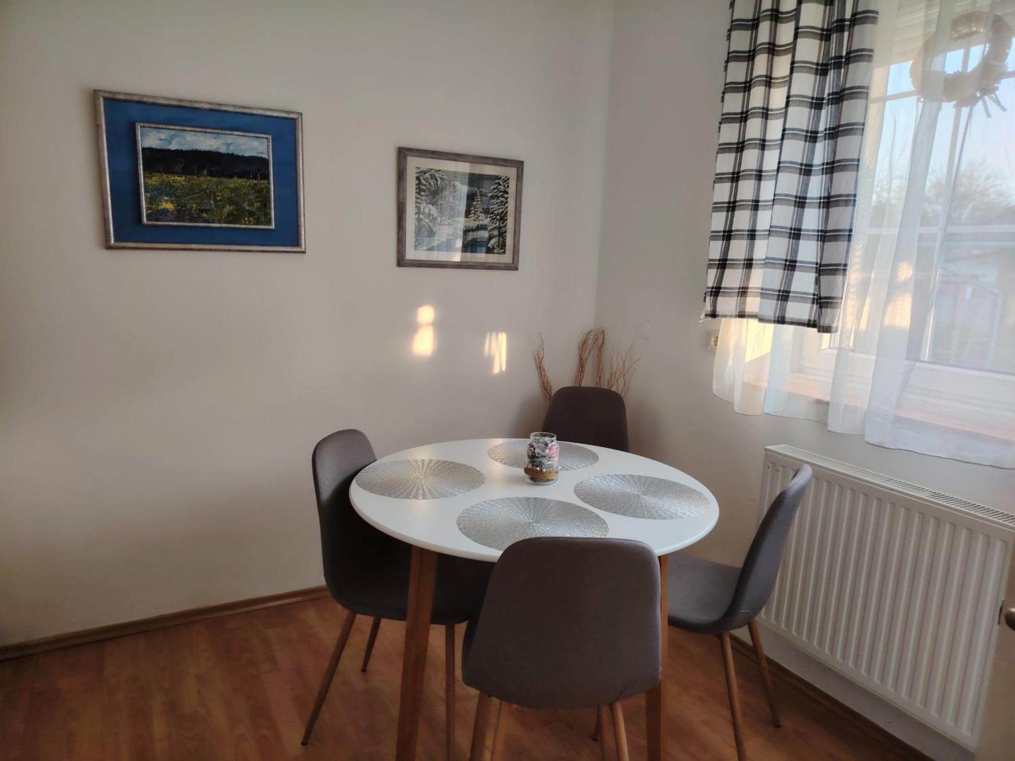 Csilla Apartman Balogunyom Luaran gambar